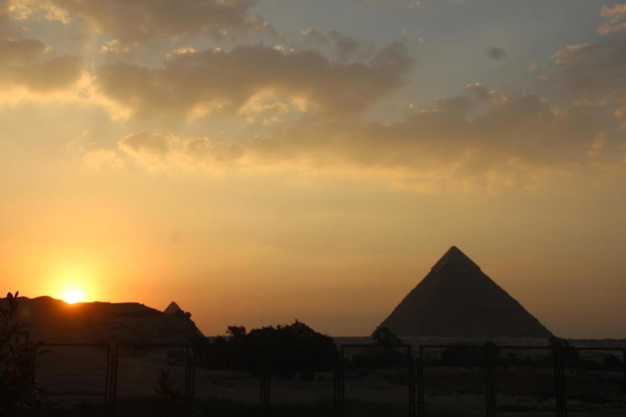 Farida Pyramids Boutique Hotel Kafrat al Jabal Bagian luar foto