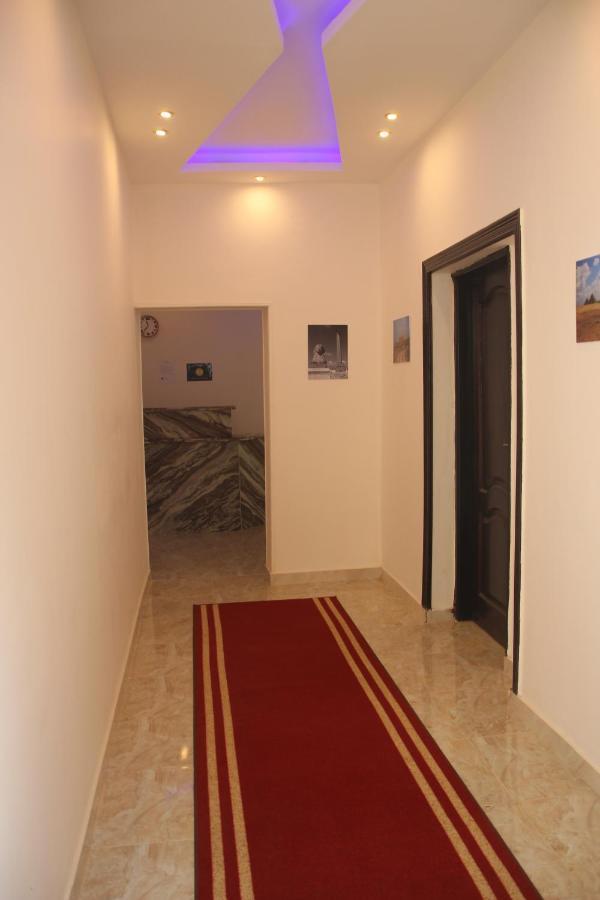 Farida Pyramids Boutique Hotel Kafrat al Jabal Bagian luar foto